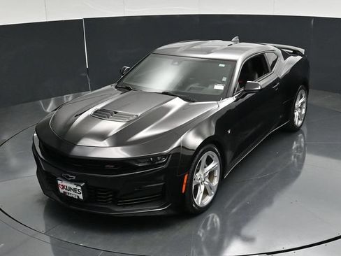 Used 2019 Chevrolet Camaro SS RWD image 51