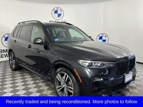 Used 2020 BMW X7 xDrive40i w/ M Sport Package AWD/4WD image 1