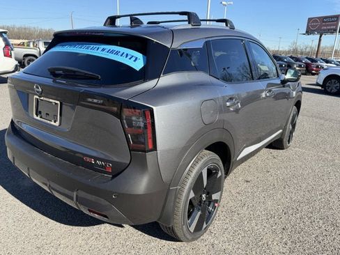 New 2026 Nissan Kicks SR w/ Cold Weather Package AWD/4WD image 8