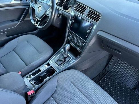 Used 2019 Volkswagen e-Golf SE w/ Driver Assistance Package image 16