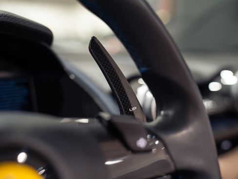 Used 2021 Ferrari 812 GTS RWD image 42