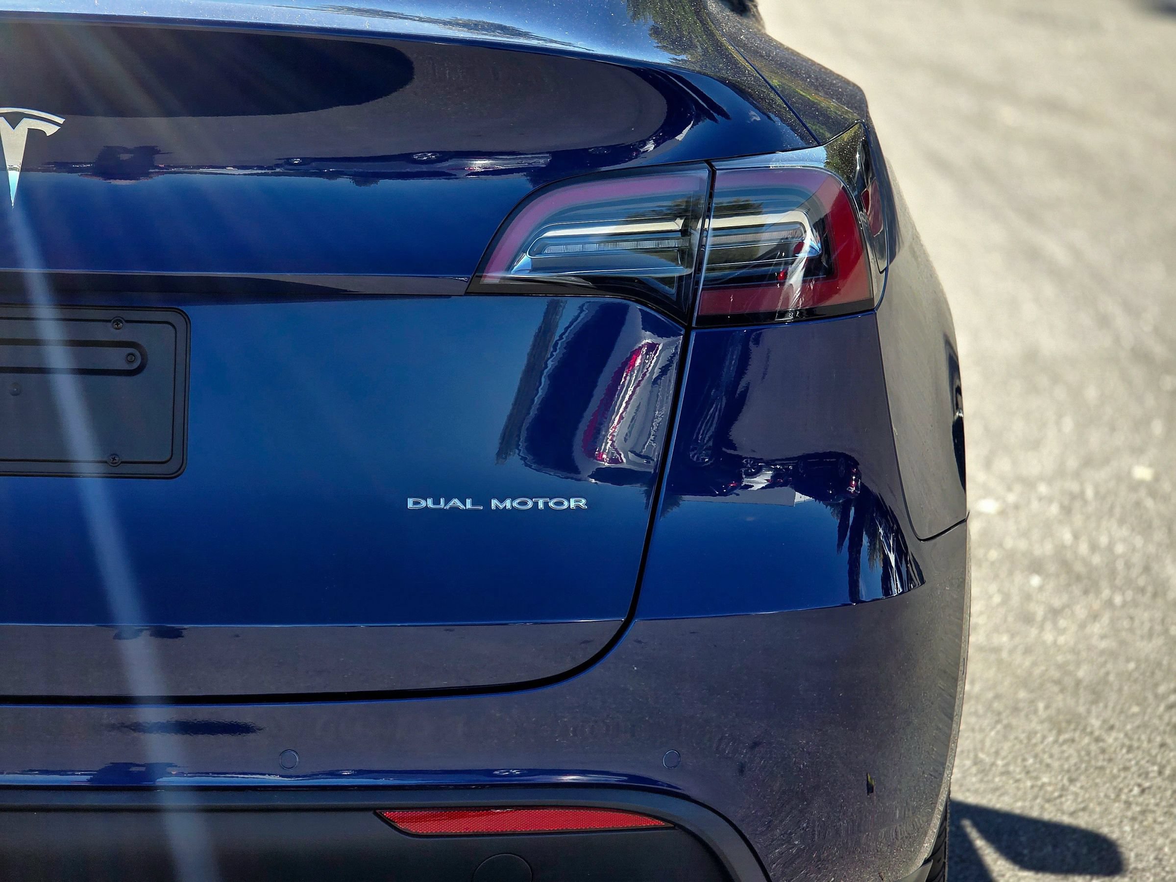 Used 2022 Tesla Model Y Long Range AWD/4WD image 10