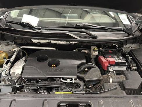 Used 2021 Nissan Rogue SL FWD image 26