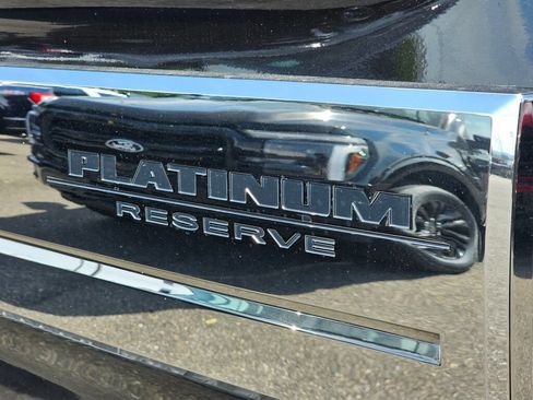 Used 2018 Nissan Titan Platinum Reserve w/ Platinum Utility Package AWD/4WD image 10