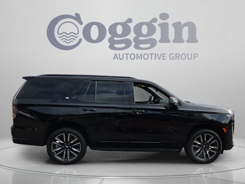 Certified 2024 Cadillac Escalade Sport RWD image 6