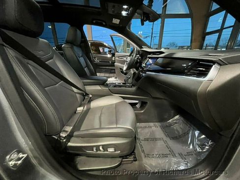 Used 2024 Cadillac XT6 Sport image 28