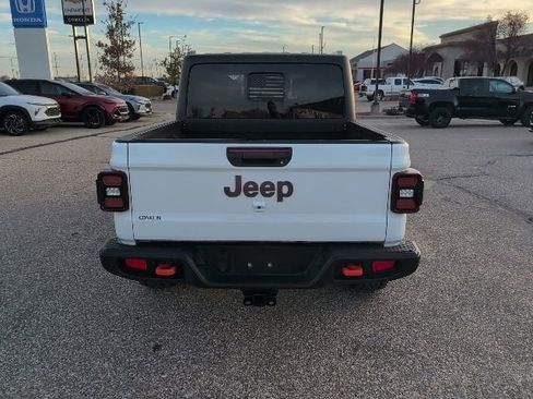 Used 2021 Jeep Gladiator Mojave image 19