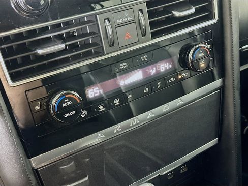 Used 2022 Nissan Armada SV w/ SV Appearance Package AWD/4WD image 27