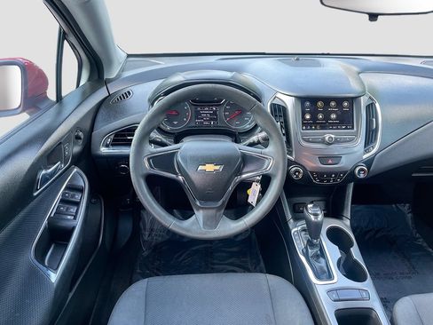 Used 2019 Chevrolet Cruze LS FWD image 20