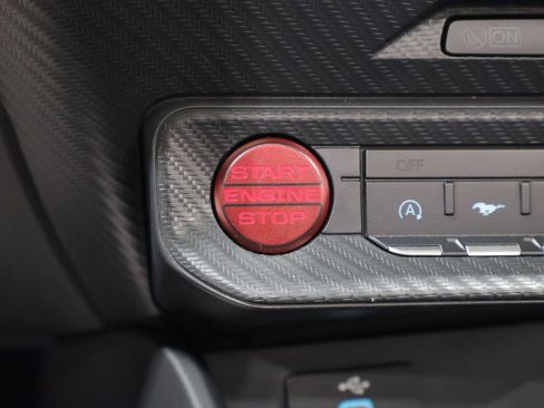 Used 2025 Ford Mustang Premium RWD image 29