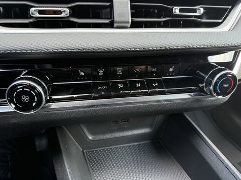 New 2026 Chevrolet Equinox LT image 19