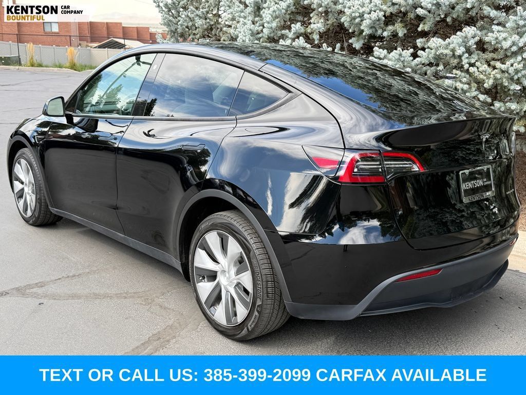 Used 2023 Tesla Model Y Long Range AWD/4WD image 6
