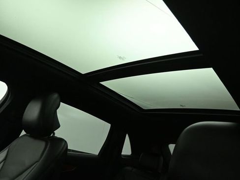 Used 2019 Lincoln Nautilus Reserve image 11