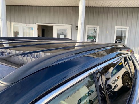 Used 2018 Jeep Compass Latitude w/ Popular Equipment Group AWD/4WD image 29
