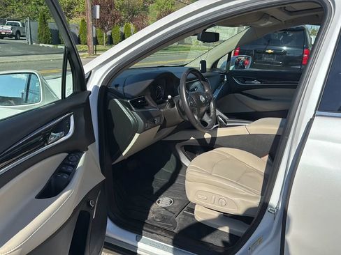 Used 2019 Buick Enclave Essence AWD/4WD image 22