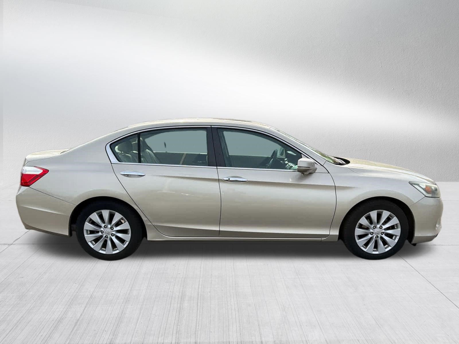 Used 2013 Honda Accord EX-L image 4