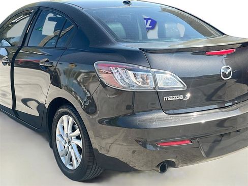 Used 2013 MAZDA MAZDA3 i Grand Touring w/ Tech Pkg image 5