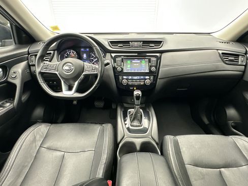 Used 2018 Nissan Rogue SL w/ Premium Package image 16