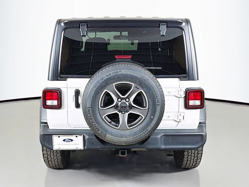 Used 2023 Jeep Wrangler Sport AWD/4WD image 10