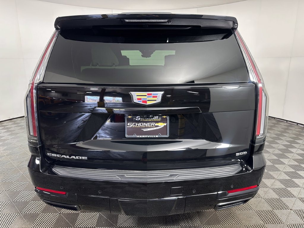 Used 2025 Cadillac Escalade Sport Platinum AWD/4WD image 4