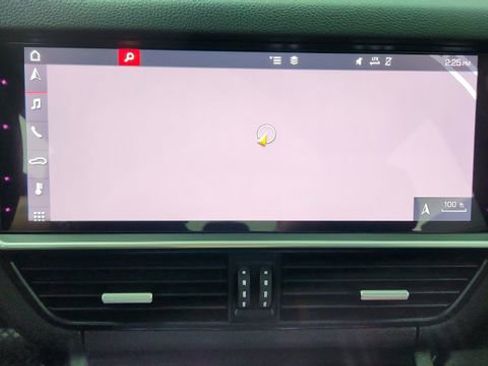 Used 2019 Porsche Cayenne image 44