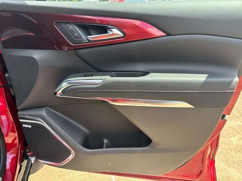 New 2026 Chevrolet Traverse RS FWD image 16