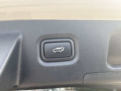 Used 2023 Hyundai Santa Fe SEL image 30