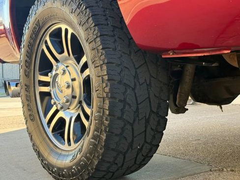 Used 2014 Ford F250 Platinum w/ FX4 Off-Road Package image 31