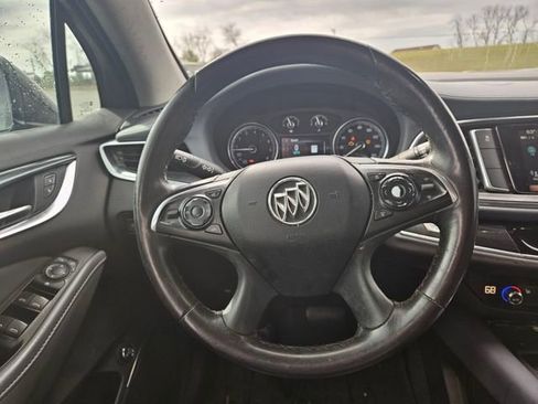 Used 2019 Buick Enclave Essence image 14