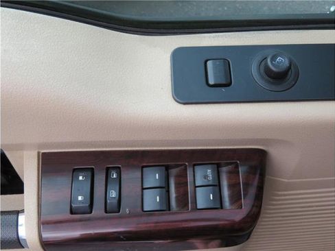 Used 2008 Ford F350 Lariat AWD/4WD image 11
