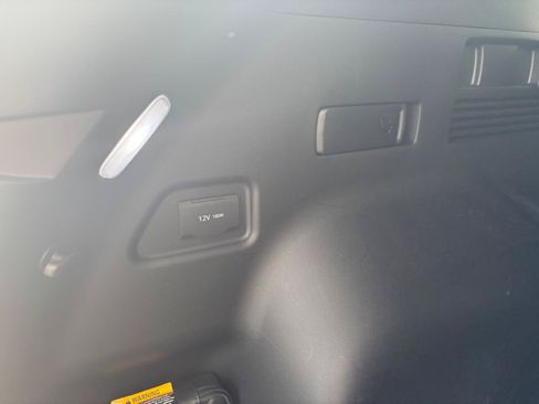 Used 2025 Hyundai Tucson Limited FWD image 6