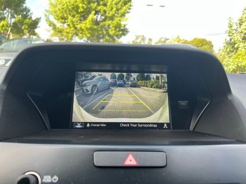 Certified 2022 Acura ILX w/ Premium Package image 7