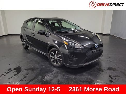 Used 2019 Toyota Prius C FWD image 1