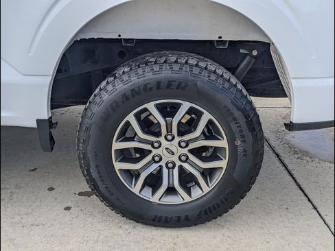 Used 2022 Ford F150 Lariat w/ Equipment Group 501A Mid AWD/4WD image 18