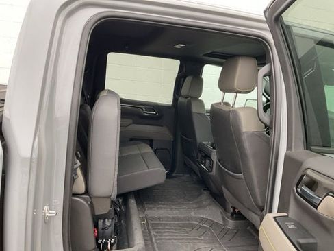 Used 2024 Chevrolet Silverado 1500 ZR2 w/ Technology Package image 17