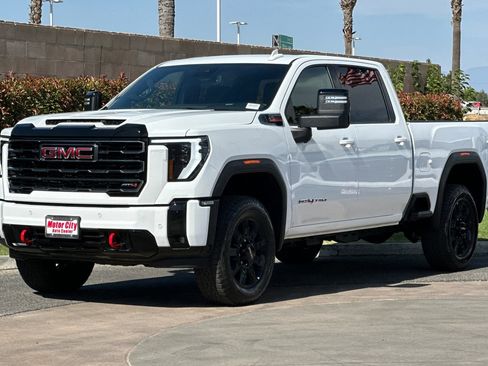 Certified 2026 GMC Sierra 2500 AT4 AWD/4WD image 8