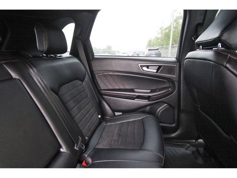 Used 2023 Ford Edge ST-Line AWD/4WD image 13