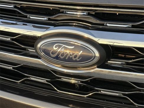 Used 2024 Ford Expedition Max Limited image 31