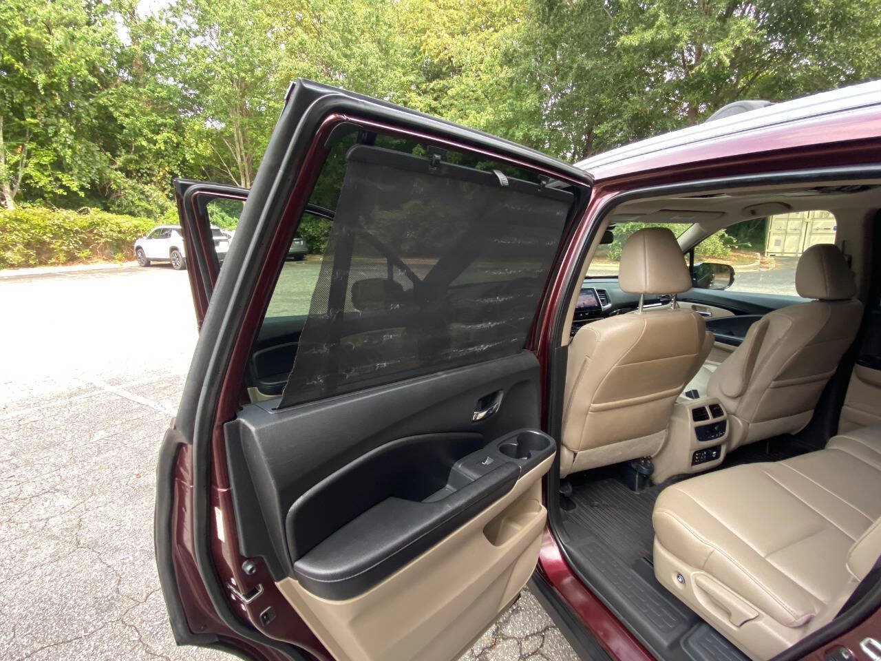 Used 2016 Honda Pilot Touring image 45