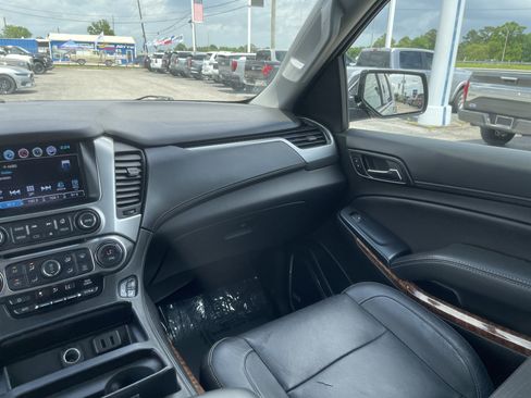 Used 2018 Chevrolet Tahoe Premier RWD image 30
