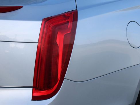 Used 2014 Cadillac XTS Luxury image 43