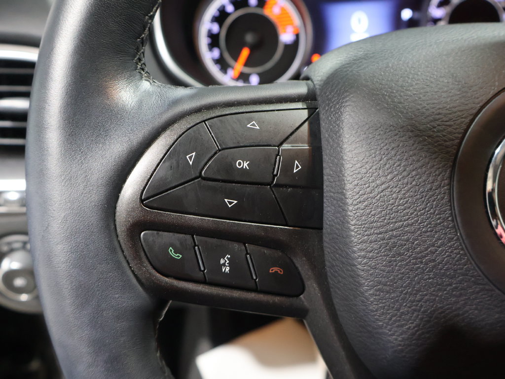 Used 2019 Jeep Cherokee Trailhawk w/ Cold Weather Group AWD/4WD image 36
