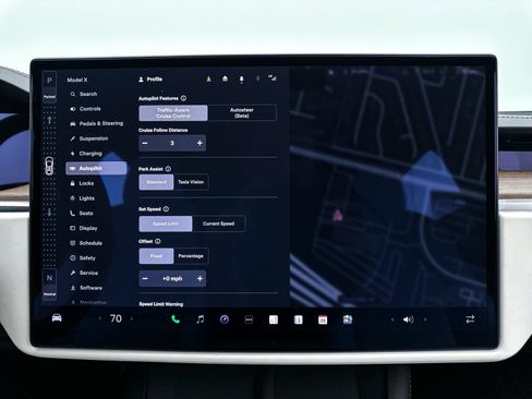 Used 2022 Tesla Model X image 24