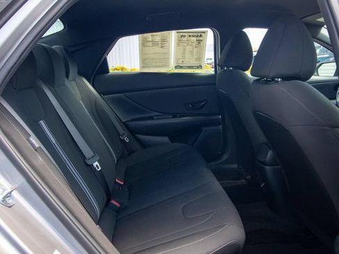 Certified 2025 Hyundai Elantra Sport FWD image 15