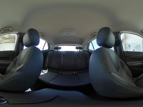 Used 2025 Buick Encore GX Preferred image 41