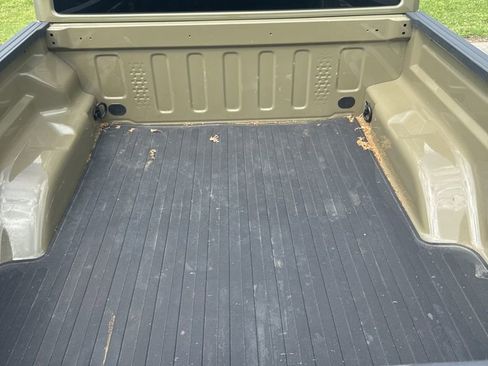 Used 2025 Jeep Gladiator Rubicon image 11