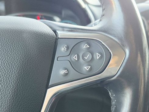 Used 2019 Chevrolet Traverse LT AWD/4WD image 27