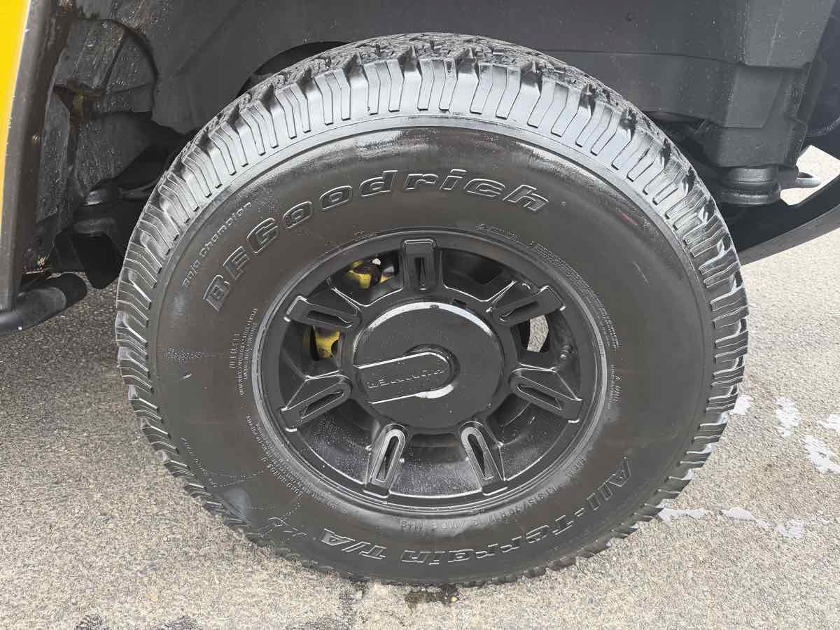 Used 2004 HUMMER H2 AWD/4WD image 7