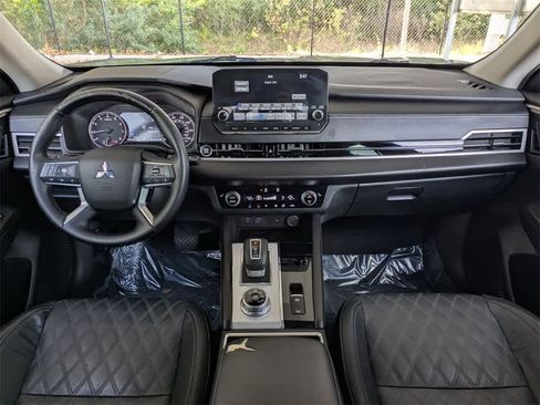 Used 2022 Mitsubishi Outlander SEL image 20