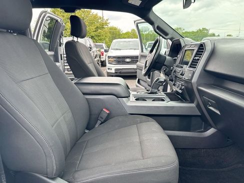 Used 2017 Ford F150 XLT w/ Equipment Group 302A Luxury AWD/4WD image 22